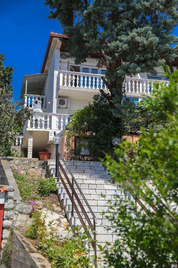 Apartment Mare Цриквеница Экстерьер фото